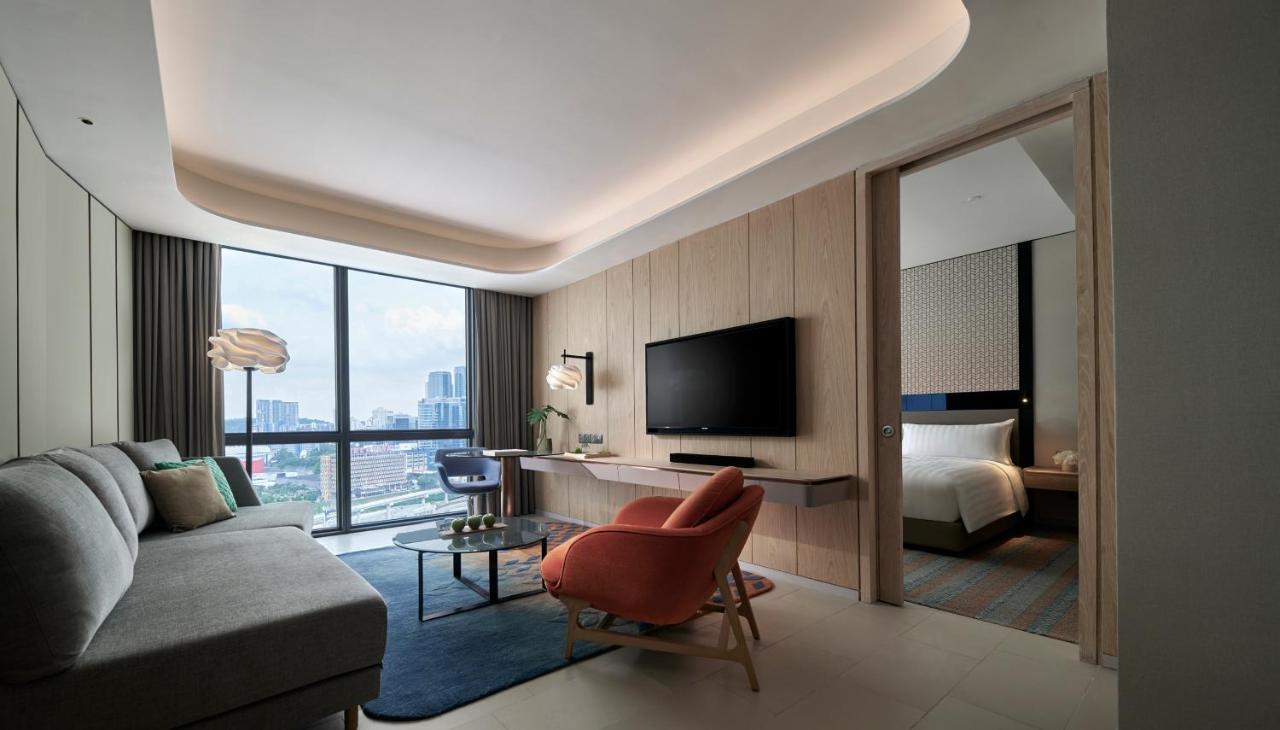 Amari Kuala Lumpur Hotel Ngoại thất bức ảnh A suite at the hotel