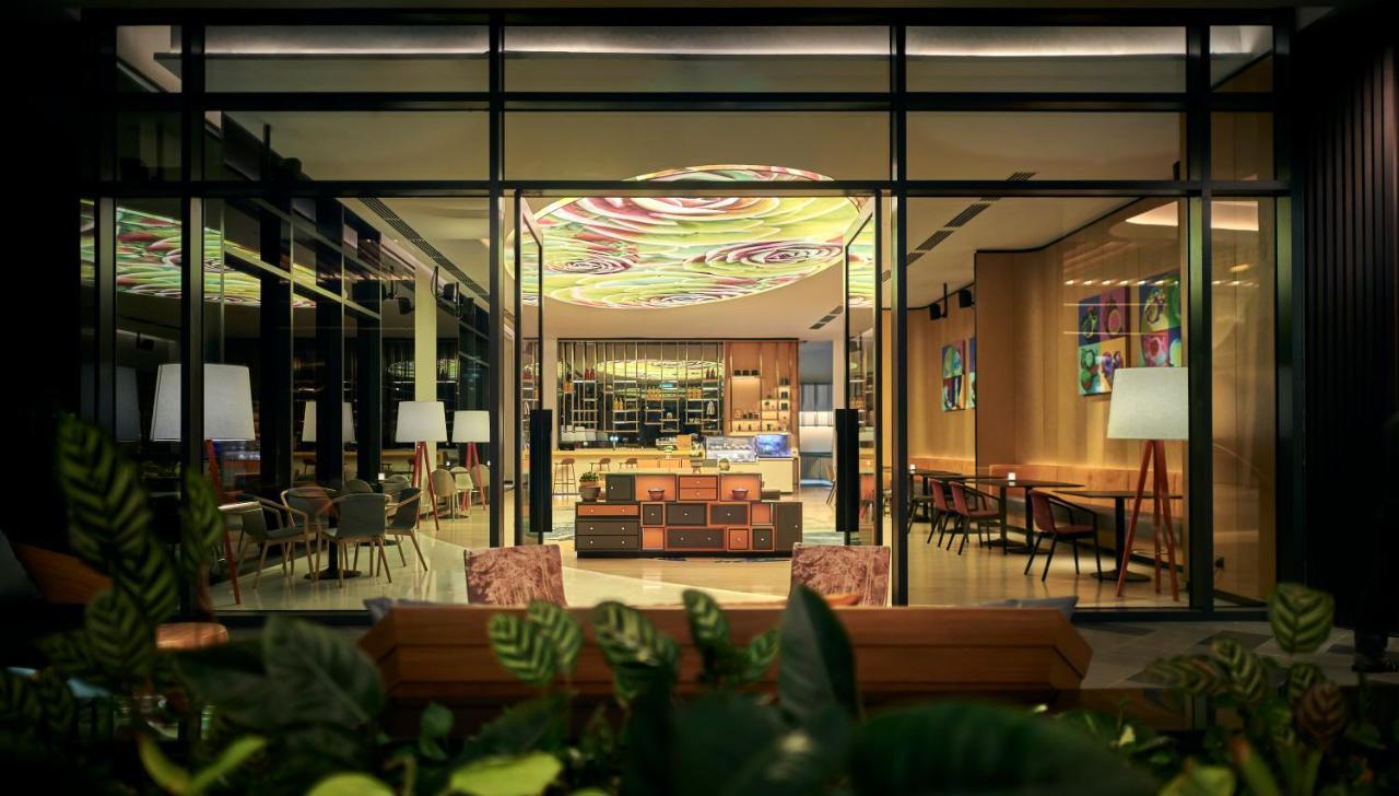 Amari Kuala Lumpur Hotel Ngoại thất bức ảnh The lobby lounge